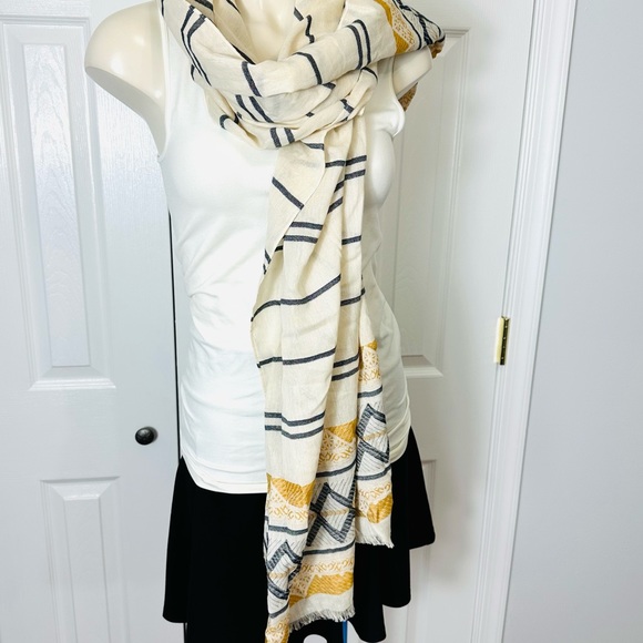 Lucky Brand Accessories - LUCKY BRAND scarf MINI FRINGE endings CREAM GOLD BLUE PRINT boHo scarf